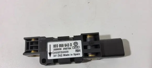 Volkswagen Phaeton Airbag deployment crash/impact sensor 8E0959643D 200830250704 0232F2GQES