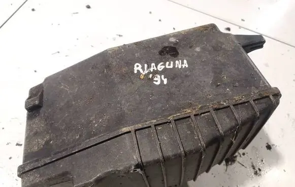 Renault Laguna I Air filter box 7700858315 7700859506