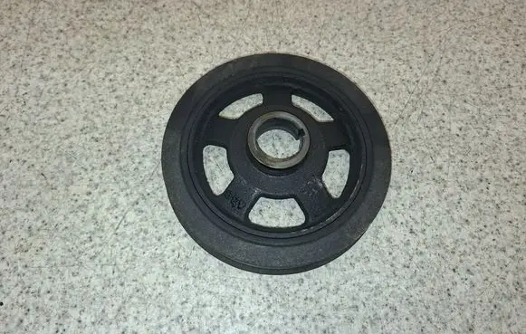 KIA Carens III Crankshaft pulley 