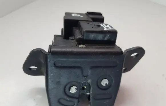 KIA Sportage Tailgate/trunk/boot lock/catch/latch 812303W000