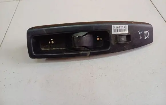 Fiat Doblo Electric window control switch 735484916