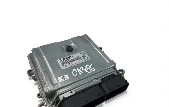 Volvo XC70 Engine control unit/module ECU 31336983 0281018414