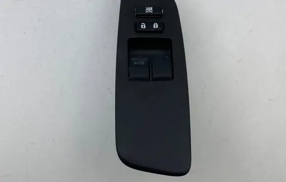Toyota Auris 150 Electric window control switch 7423202540