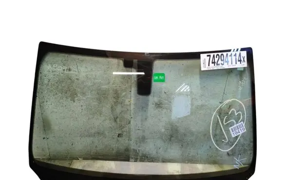 Chrysler Pacifica Front windscreen/windshield window 43R001398 DOT15107M179S E000217