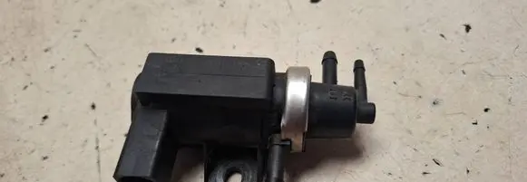 Volkswagen Golf IV Turbo solenoid valve 1J0906627 00T298 72290320