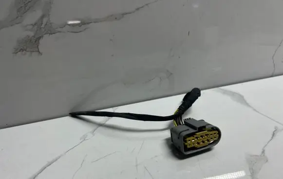 Mercedes-Benz A W176 Headlight/headlamp wiring loom/harness A0525456026