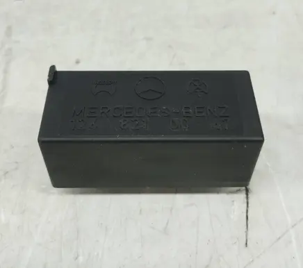 Mercedes-Benz E W124 Other relay 1248210047 A1248210047