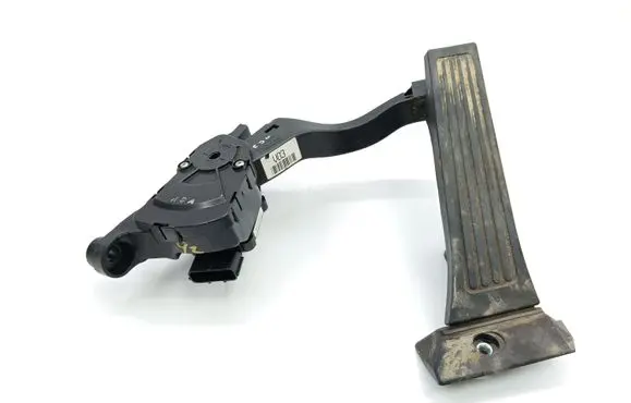 Hyundai i40 Accelerator throttle pedal HDD0016C3Z900