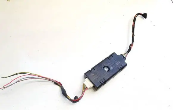 BMW 5 GT F07 Antenna control unit 6520919986503 108196-10
