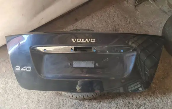 Volvo S40 Tailgate/trunk/boot lid