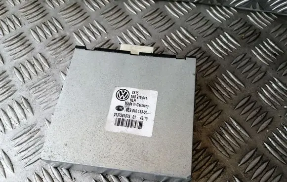 Volkswagen Golf VI Power management control unit 1K0919041