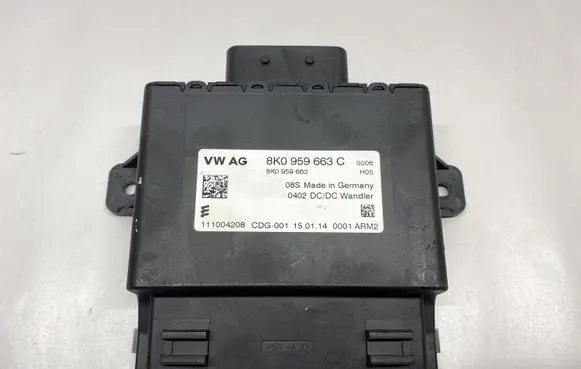 Audi A8 S8 D4 4H Voltage converter/converter module 8K0959663C 8K0959663