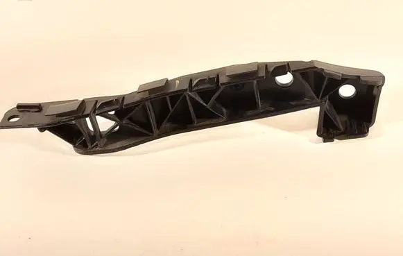 Front bumper mounting bracket