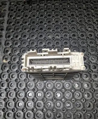 Volkswagen Golf III Engine control unit/module 0261200257 030906026C