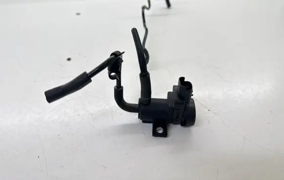Peugeot 4007 Turbo solenoid valve 9652862380