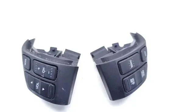 Honda CR-V Steering wheel buttons/switches 