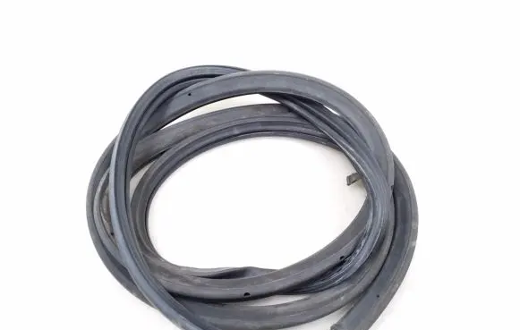 Rubber seal rear door