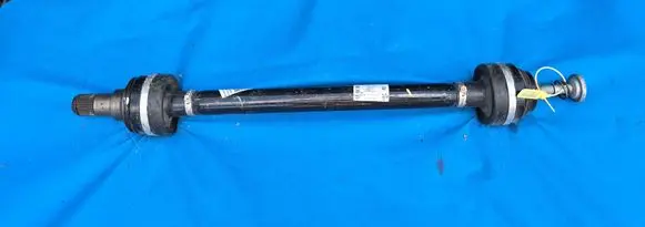 BMW X4M F98 Rear driveshaft 33208064997 8064997