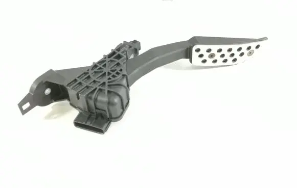 Mazda RX8 Accelerator throttle pedal F157-41-600D