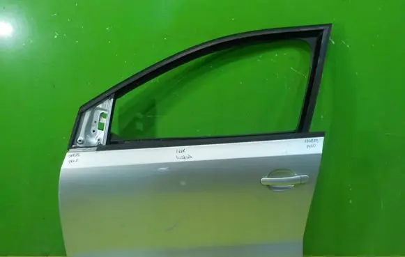 Volkswagen Polo V 6R Front door PRZOD 17AB78