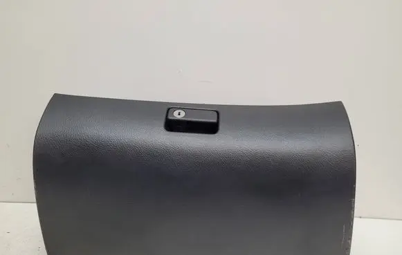 Toyota Avensis T250 Glove box 5555005070 33126M