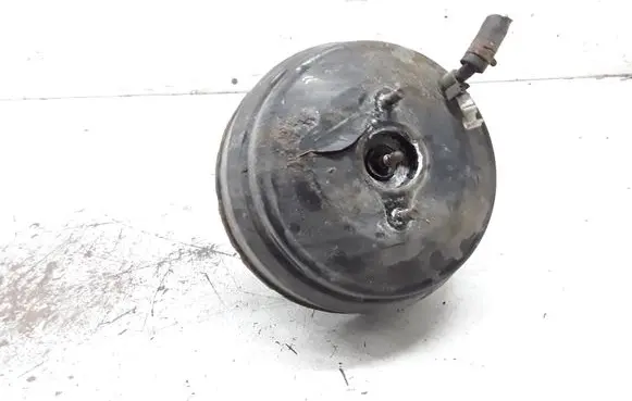 Subaru Legacy Brake booster 86206204