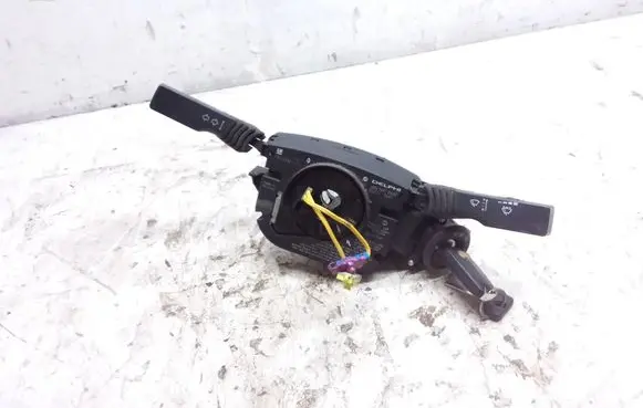 Wiper turn signal indicator stalk/switch