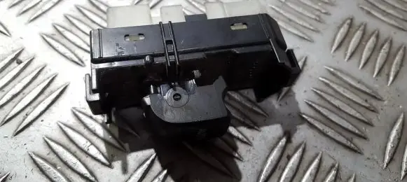 Toyota Corolla Verso E121 Electric window control switch 8403013030 84030-13030