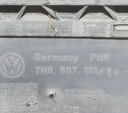Volkswagen Transporter - Caravelle T5 Front bumper 7H0807101