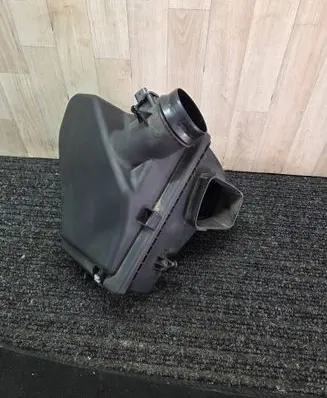 BMW 3 F30 F35 F31 Air filter box 8601677 13718601677