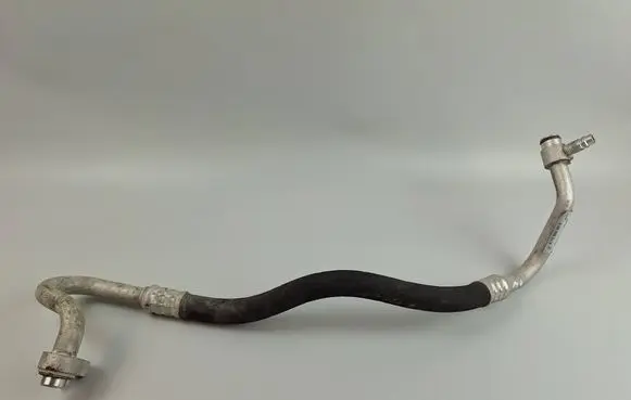 Mercedes-Benz SLC R172 Engine coolant pipe/hose A1728303915