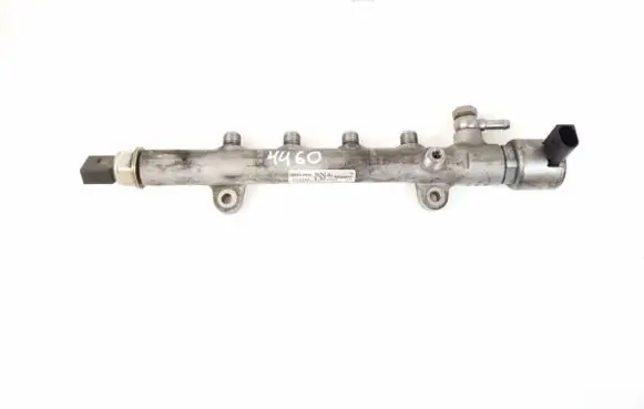 Infiniti Q70 Y51 Fuel main line pipe 17520HG00A