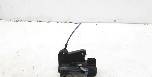 Opel Vivaro Front door lock 91166230