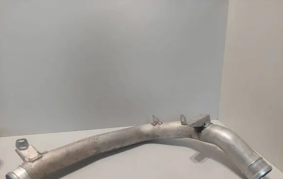 Intercooler hose/pipe