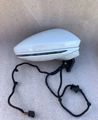Audi A8 S8 D5 Front door electric wing mirror 