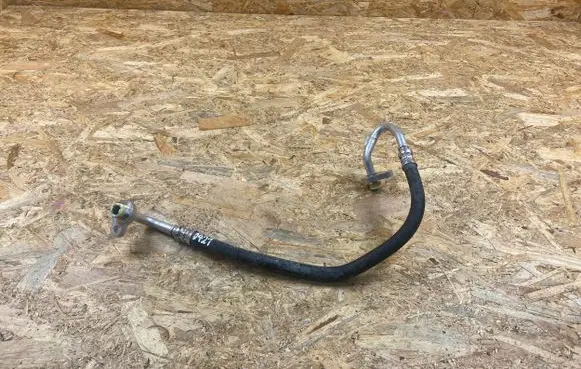 Volvo XC60 Air conditioning (A/C) pipe/hose 31497391