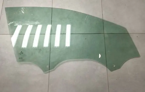 Volkswagen Golf VII Front door window glass four-door 5G4845202B