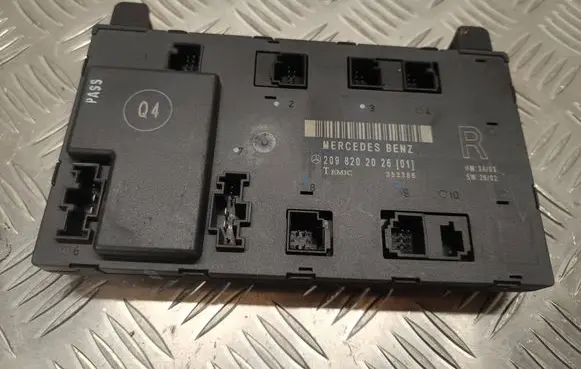 Mercedes-Benz CLK A209 C209 Door control unit/module 2098202026 353386