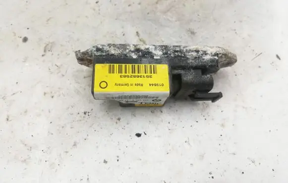 BMW 5 E39 Airbag deployment crash/impact sensor 65778381564 8381564