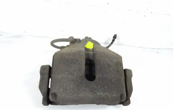 Skoda Superb B6 (3T) Front brake caliper