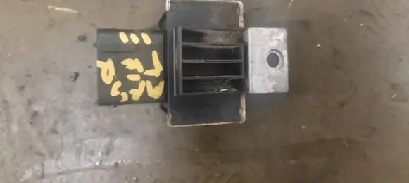 Renault Master III Glow plug 
