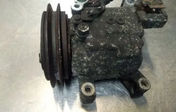 Nissan X-Trail T30 Air conditioning (A/C) compressor (pump) 926005M301 2K43245010