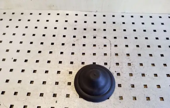 Volkswagen Transporter - Caravelle T5 Front shock absorber dust cover boot 7H0805585