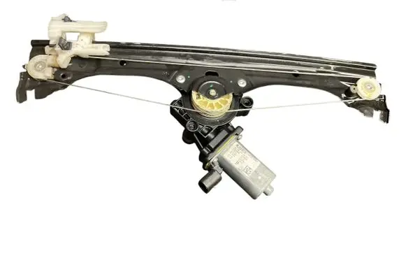Fiat 500 Front door manual window regulator 