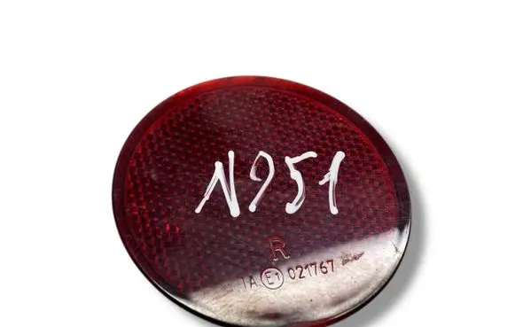 Rear tail light reflector