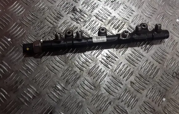 Fuel pressure sensor