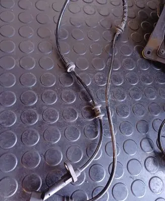 BMW 7 F01 F02 F03 F04 ABS rear brake sensor 6775864
