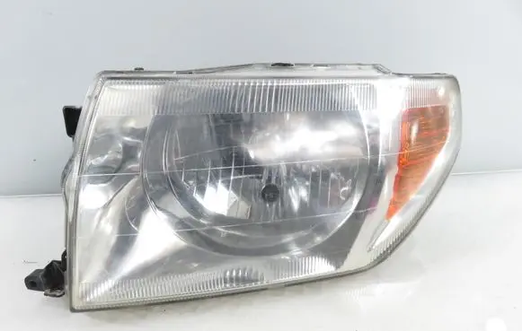 Mitsubishi Pajero Pinin Headlight/headlamp 