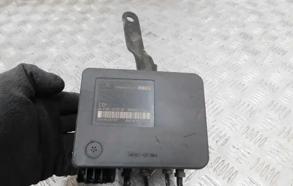 Ford Fiesta ABS Pump 06210956723K 000403531E0 HDU9C2473H