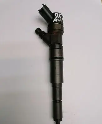 BMW 5 E60 E61 Fuel injector 0445110048